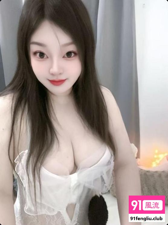 大奶菲儿